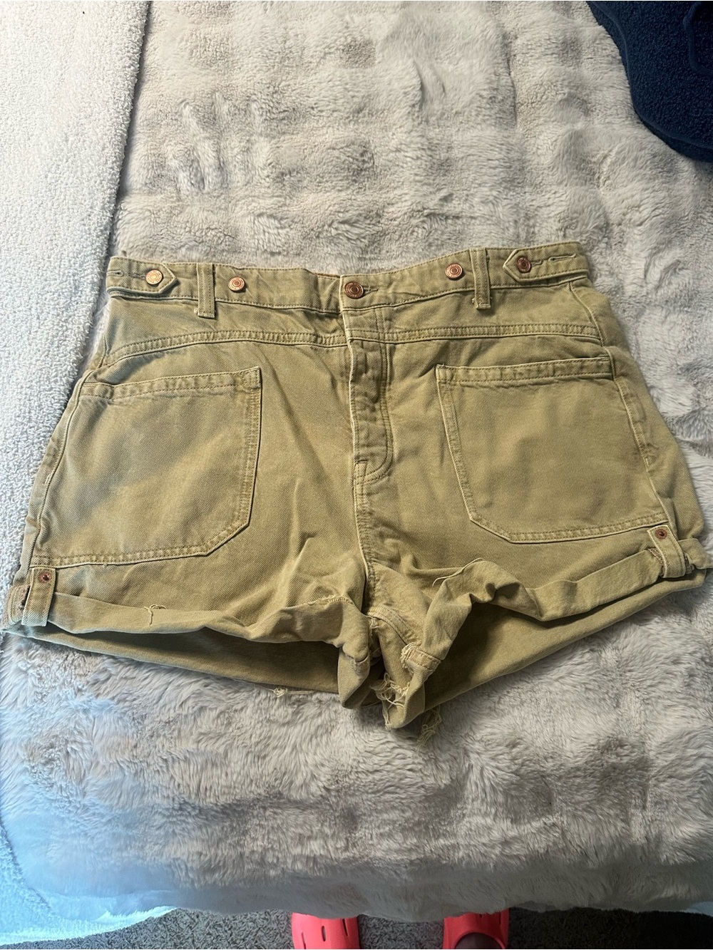 We the Free Free People Palmer cuffed tan denim shorts size 32